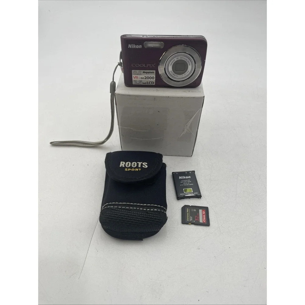 Nikon Coolpix S210 8.0MP Digital Camera 3X Zoom+Battery+SD Card+Case-TESTED